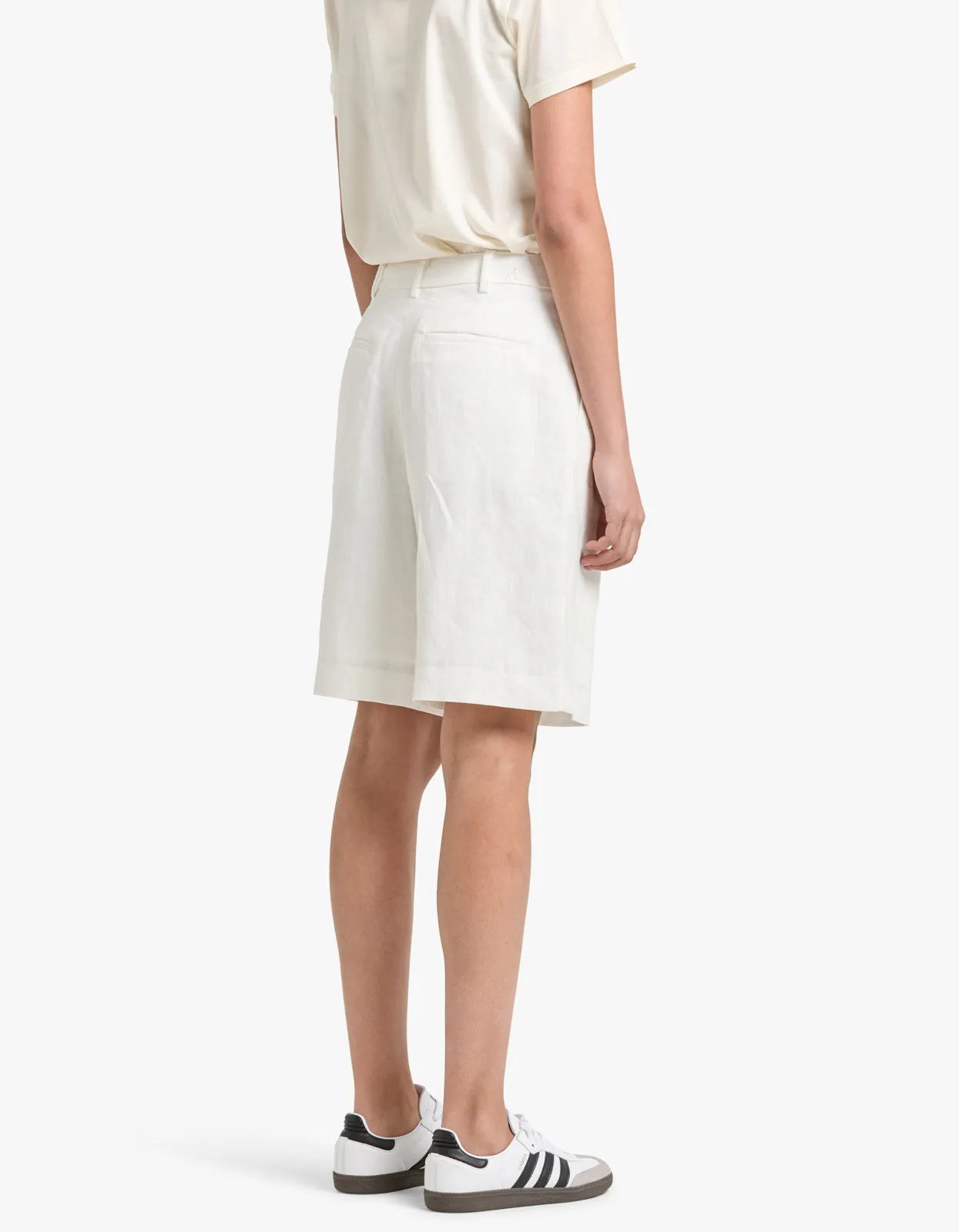 Aria Linen Short - Antique White