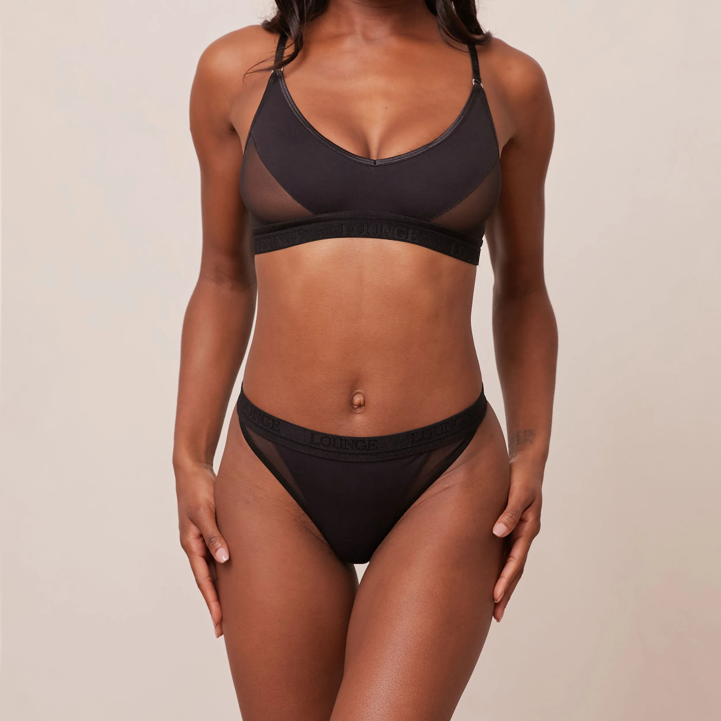 Contour Mesh Bra  - Black