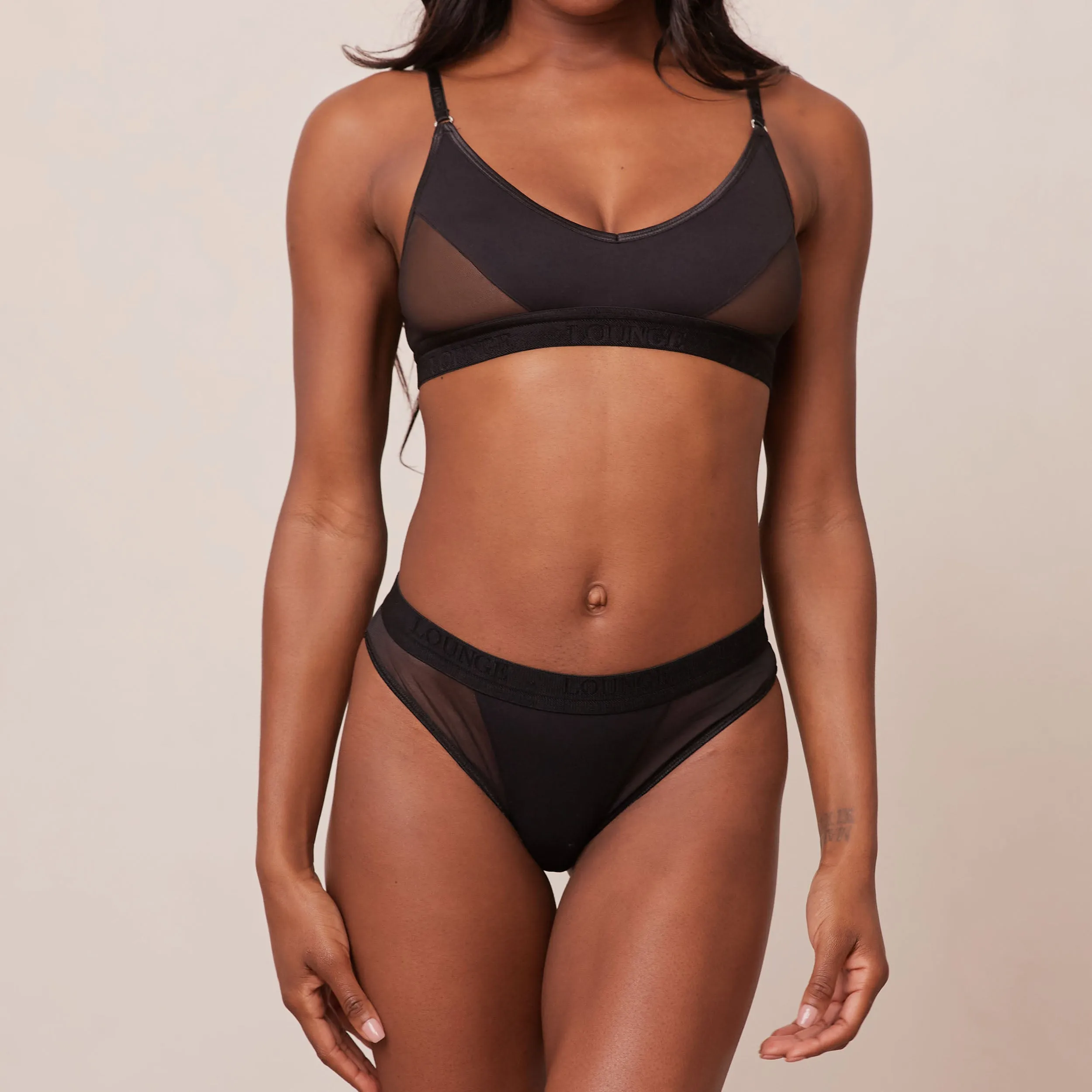 Contour Mesh Bra  - Black