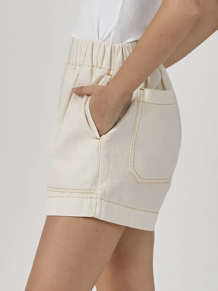 Ease Utility Short - Heritage White / Citrus